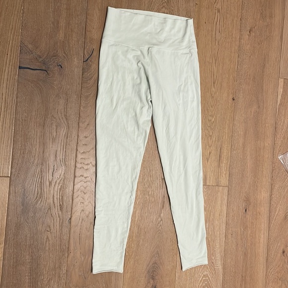 Light weight TNA leggings - Picture 2 of 4